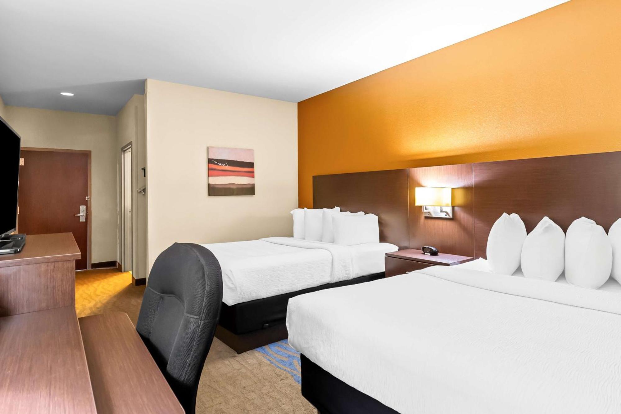 Best Western St. Louis Airport North Hotel & Suites Hazelwood Exterior foto