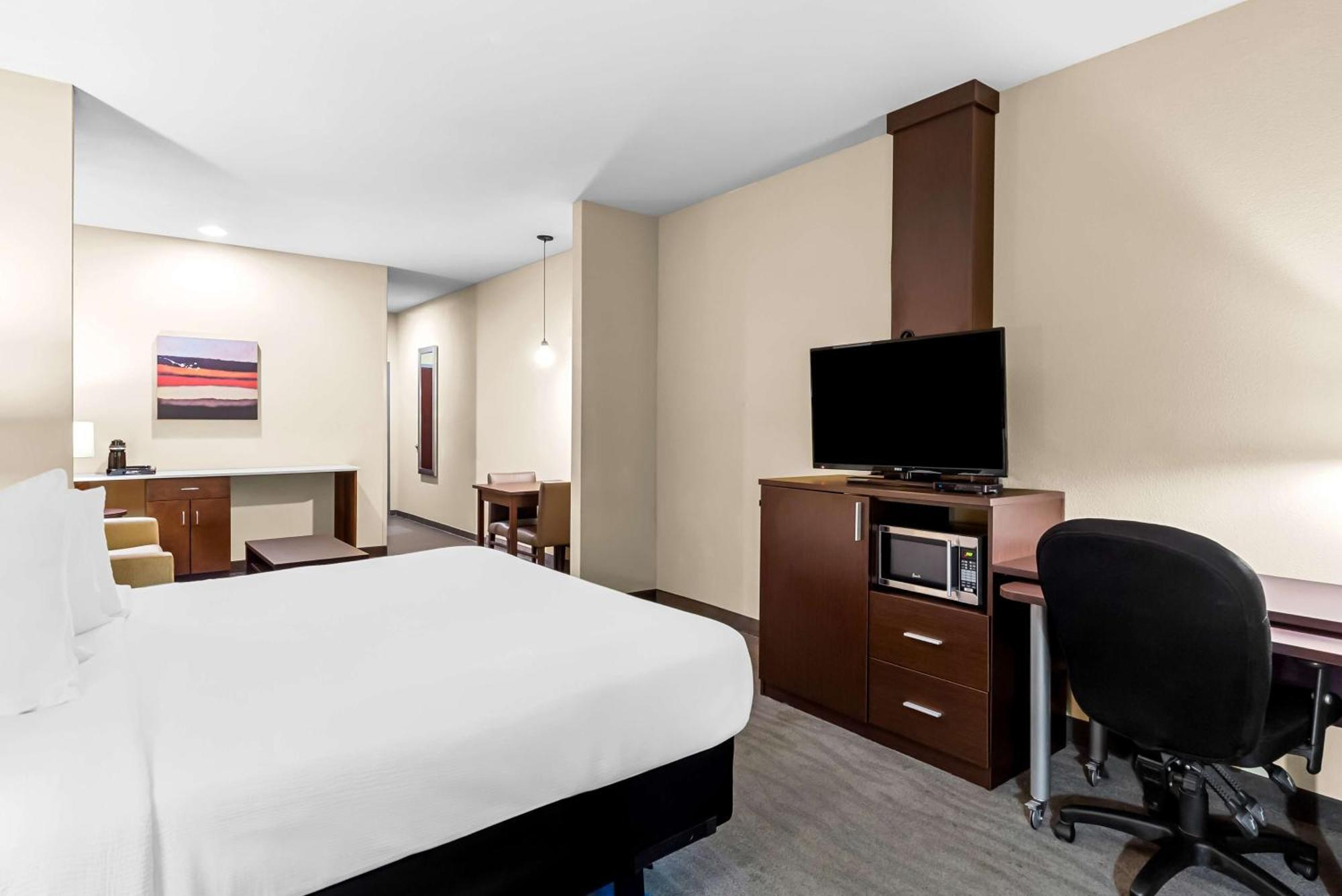 Best Western St. Louis Airport North Hotel & Suites Hazelwood Exterior foto