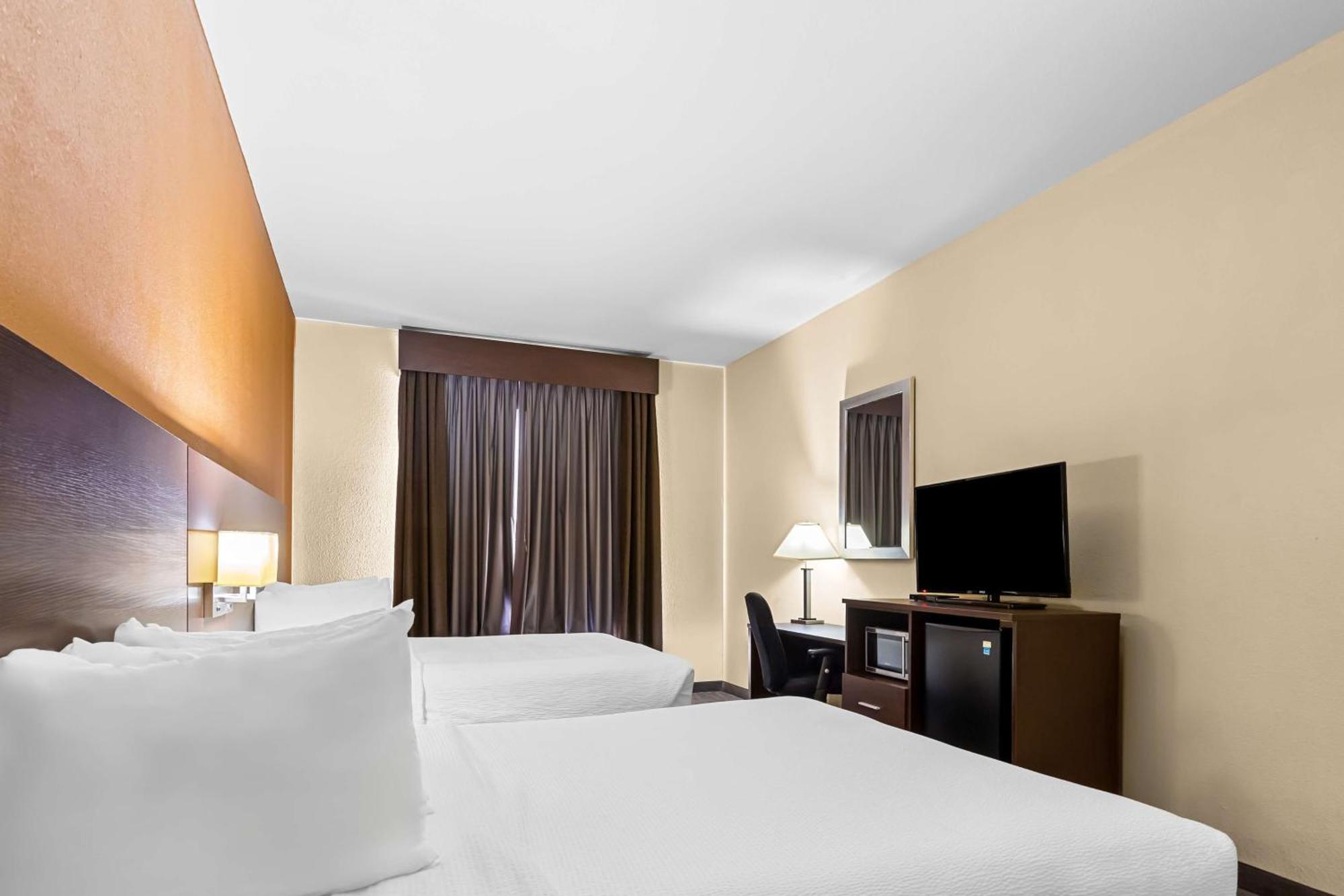 Best Western St. Louis Airport North Hotel & Suites Hazelwood Exterior foto