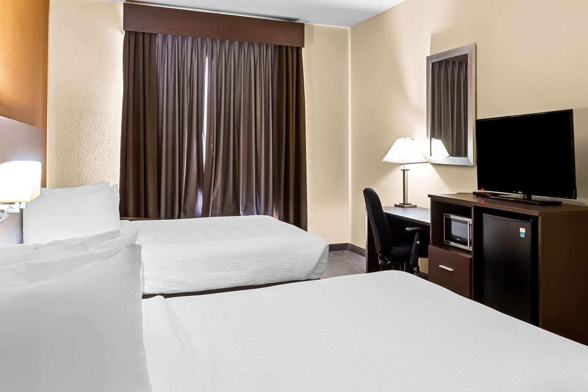 Best Western St. Louis Airport North Hotel & Suites Hazelwood Exterior foto