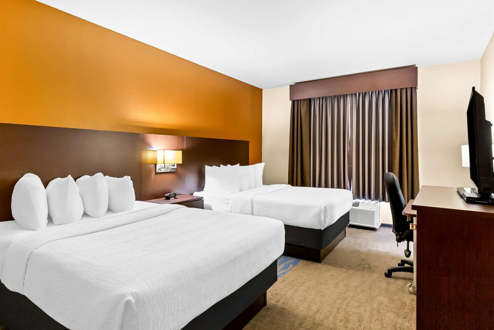 Best Western St. Louis Airport North Hotel & Suites Hazelwood Exterior foto