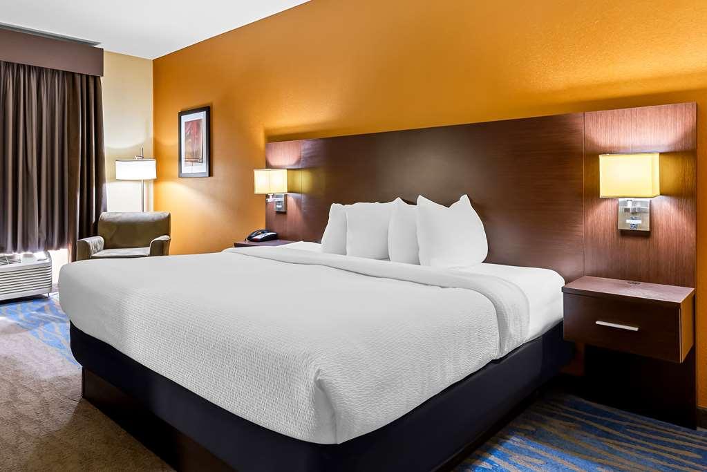 Best Western St. Louis Airport North Hotel & Suites Hazelwood Habitación foto